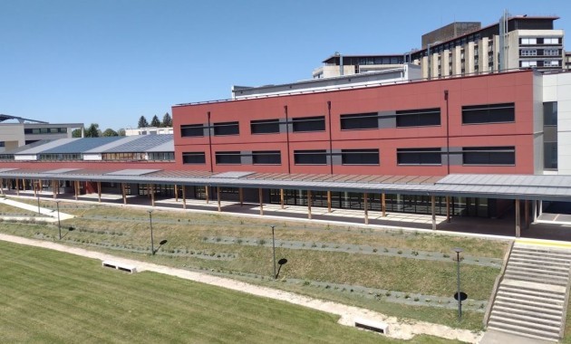 Modernisation du service de restauration et augmentation de la capacitÃ© d'hÃ©bergement du LycÃ©e Duhamel