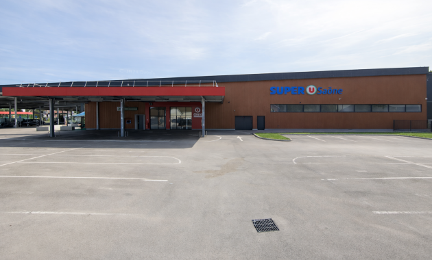 Extension et restruction d'un magasin