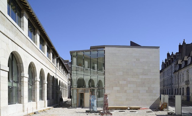 Implantation de la maison des sciences  de l'homme et de l'environnement